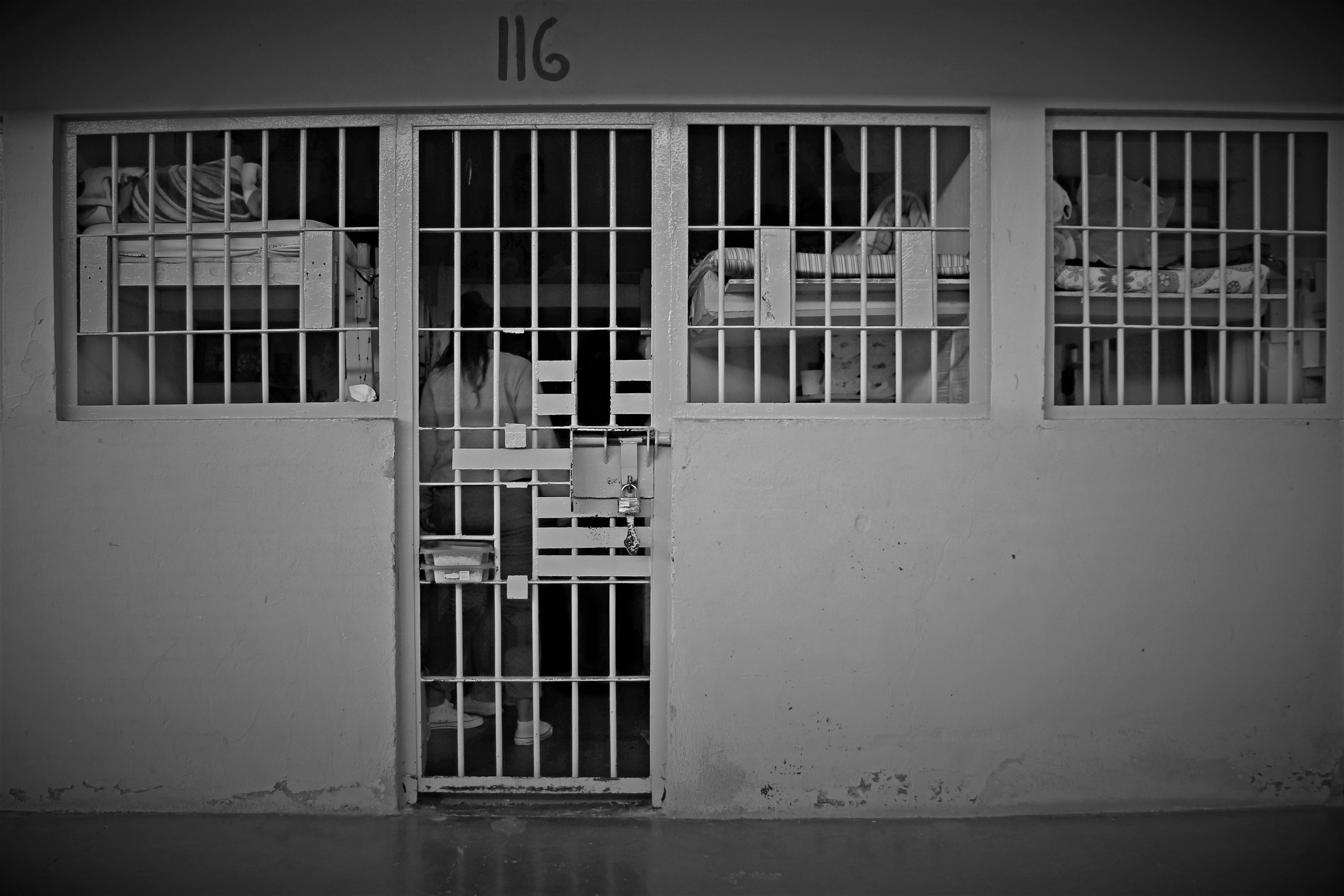 Un motín y contagios dentro de centros penitenciarios: ¡Urge la acción de jueces de ejecución!